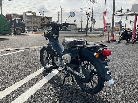 ホンダ クロスカブ110 通勤通学をツーリングに変えてくれる車両です。 9