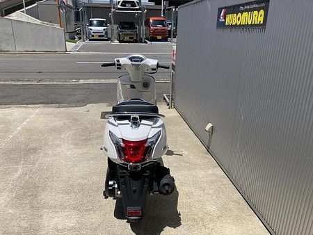 キムコ AROMA 150 キムコ正規代理店/新型150cc前後ABS付/レトロなデザインで足つきも良いジャパンモデル 15