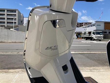 キムコ AROMA 150 キムコ正規代理店/新型150cc前後ABS付/レトロなデザインで足つきも良いジャパンモデル 10