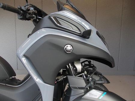 ヤマハ トリシティ 300 ■クラブヤマハ距離無制限ロードサービス1年プレゼント■ 16