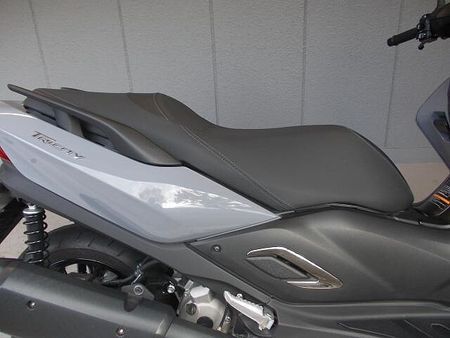ヤマハ トリシティ 300 ■クラブヤマハ距離無制限ロードサービス1年プレゼント■ 19
