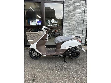 スズキ レッツバスケット オシャレなデザインで更に荷物を沢山載せる事が出来る便利なスクーター! 2