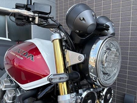 ホンダ CB1300スーパーフォア 他の色、タイプもお尋ねくださいませウェビックも閲覧してくださいませ。 4