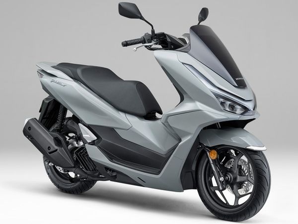 ホンダ PCX125 店頭現車無し、要取り寄せ車両。