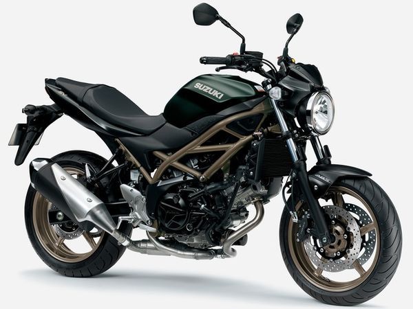 スズキ SV650 店頭現車無し、要取り寄せ車両。