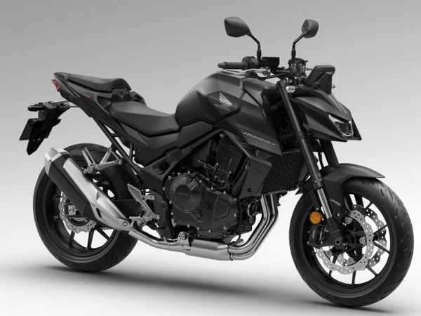 ホンダ CB750 HORNET 俊足パラツイン!