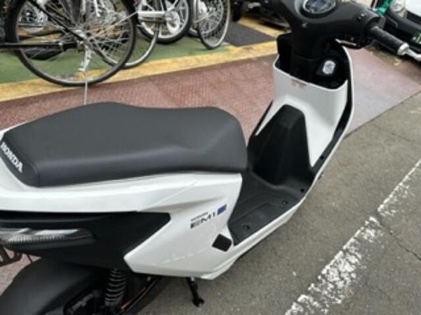 ホンダ EM1e 店頭現社無し・お取り寄せ車両 5