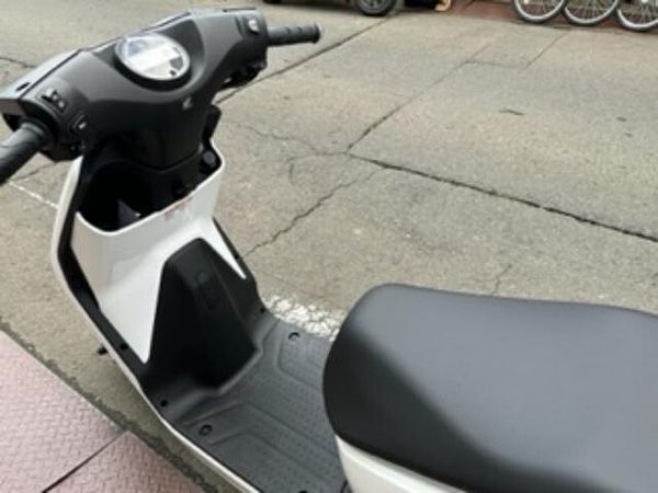 ホンダ EM1e 店頭現社無し・お取り寄せ車両 8