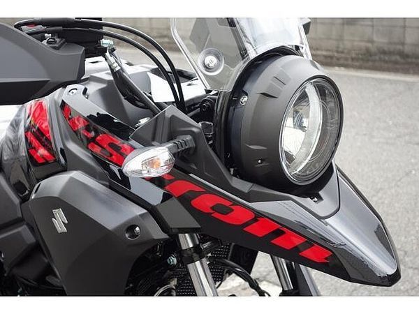 スズキ Vストローム250 さらに、今月のご契約特典としてセラミックコート施工をサービスで実施させていただきます!! 5
