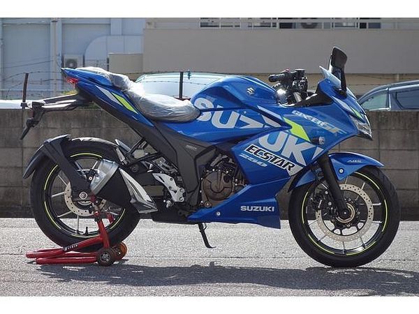 スズキ ジクサー SF250 さらに、今月のご契約特典としてセラミックコート施工をサービスで実施させていただきます!! 1