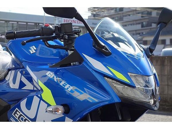 スズキ ジクサー SF250 さらに、今月のご契約特典としてセラミックコート施工をサービスで実施させていただきます!! 5