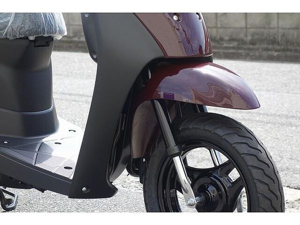 スズキ レッツ(4サイクル) 生産終了モデルとなります。数量限定、店頭在庫限りですのでお早めにご検討ください! 8