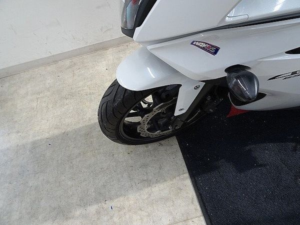ホンダ CBR650F CBR650F モリワキマフラー ATLASナビ リアボックス 10