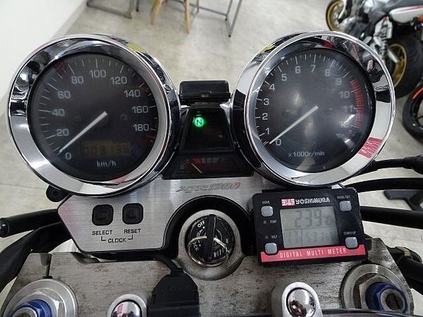 ヤマハ XJR1300 XJR1300 オイルクーラー エンジンスライダー 6