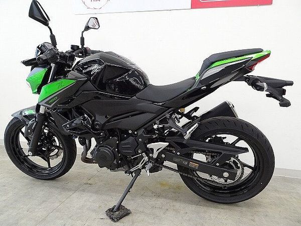 カワサキ Z400 Z400 2022年モデル ヘルメットホルダー 5