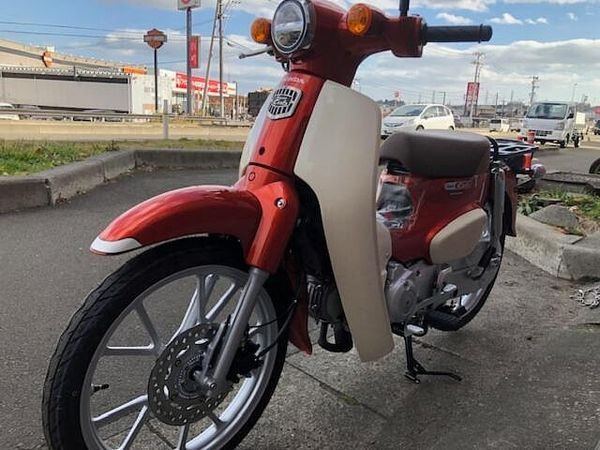 ホンダ スーパーカブ110 新色オレンジ! 3