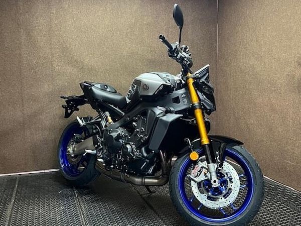 ヤマハ MT-09 現車確認・対面販売をお願い致します。 2