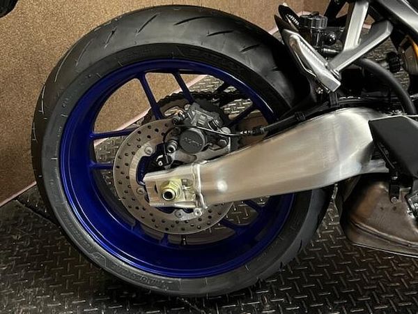 ヤマハ MT-09 現車確認・対面販売をお願い致します。 6