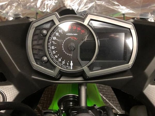 カワサキ ニンジャ 400 現車確認・対面販売をお願い致します。 10