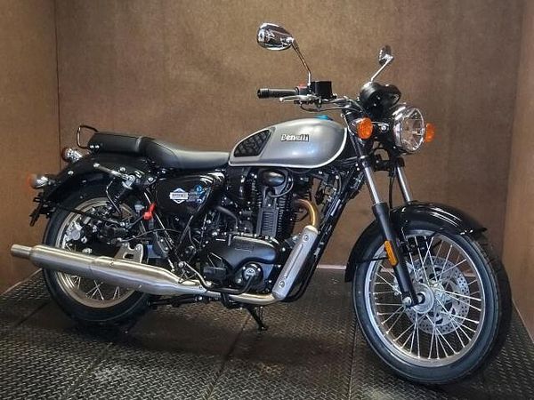 ベネリ IMPERIALE400 現車確認・対面販売をお願い致します。 2