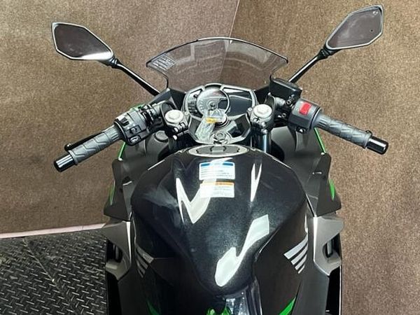 カワサキ ニンジャ 400 現車確認・対面販売をお願い致します。 6