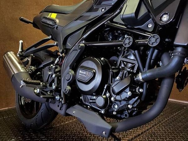 ベネリ Leoncino250 現車確認・対面販売をお願い致します。 8