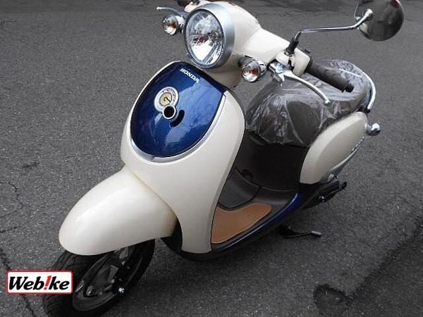 ホンダ ジョルノ (4サイクル) 登録諸経費は各社まちまちですが、プロスタクボは安心の5000円(登録・防犯)+自賠責のみ! 8