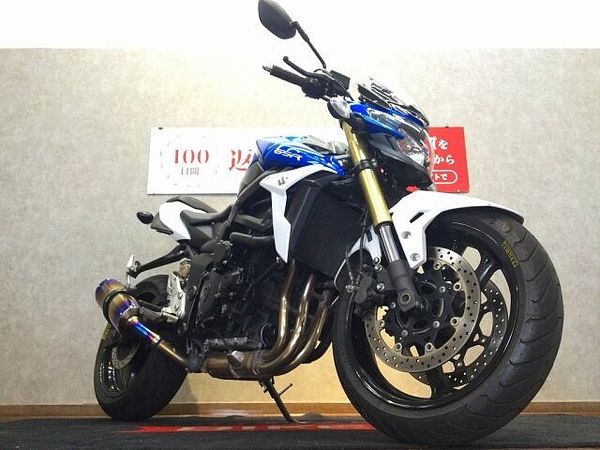 スズキ GSR750 GSR750 ABS【LEDヘッドライト・フェンダーレス☆】 2