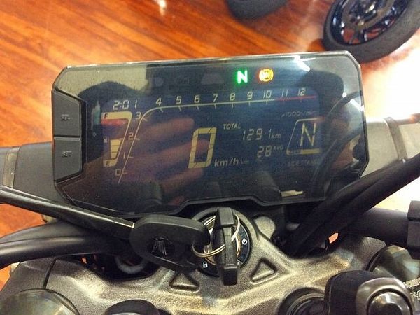 ホンダ CB250R CB250R【軽くて取り回しのしやすいネイキッド☆】!! 8