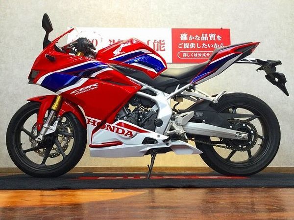ホンダ CBR250RR (MC51) CBR250RR【低走行!マルチバー・USBポート付き☆】 4