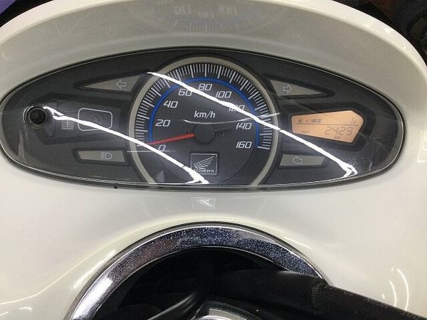 ホンダ PCX125 PCX【ロングスクリーン・リアキャリア・リアボックス付き☆】 7
