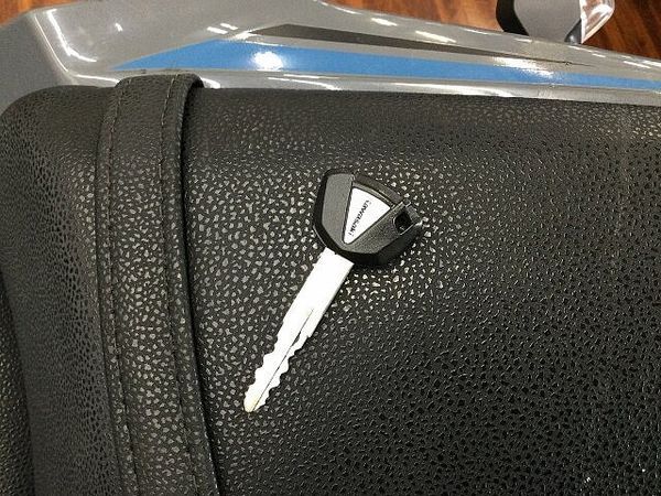 カワサキ Z650 Z650【フェンダーレス・・エンジンスライダー・スクリーン】 8