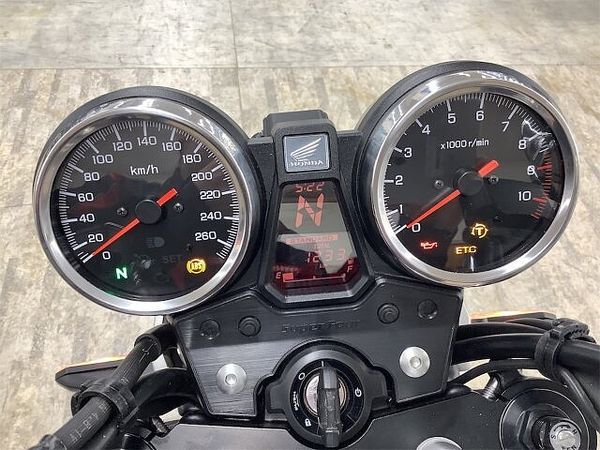 ホンダ CB1300スーパーフォア CB1300SF 2023年モデル フルノーマル 1233Km! 5