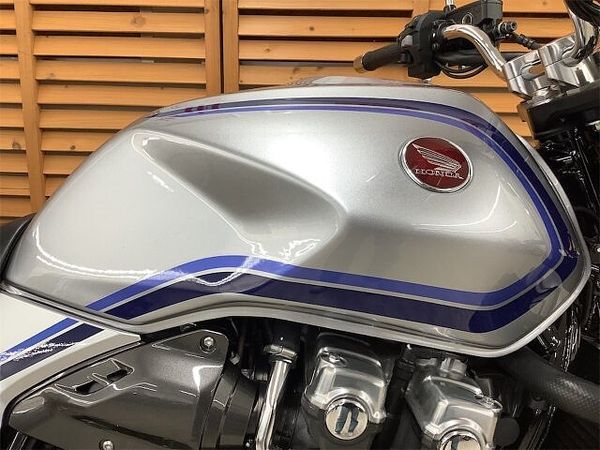 ホンダ CB1300スーパーフォア CB1300SF 2023年モデル フルノーマル 1233Km! 10