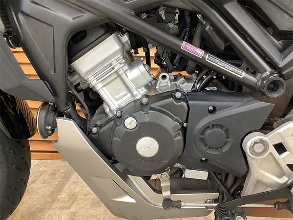 ホンダ CB125R CB125R 2018年モデル ヘルメットホルダー装備 10