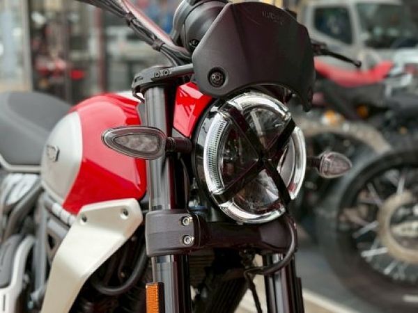ドゥカティ Scrambler Icon 4