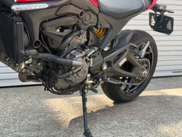 ドゥカティ MONSTER 937 5