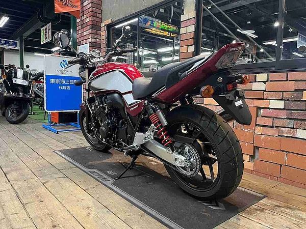ホンダ CB400スーパーフォア 6