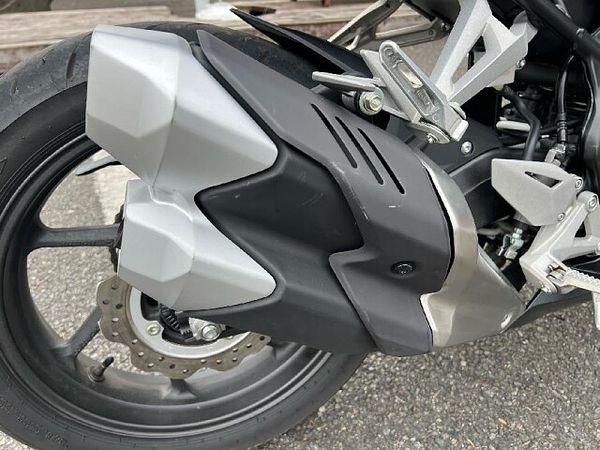 ホンダ CBR250RR (MC51) CBR250RR 9
