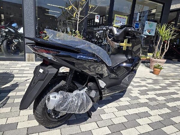 ホンダ PCX160 【新車在庫あり】即納可能です! PCX160 3
