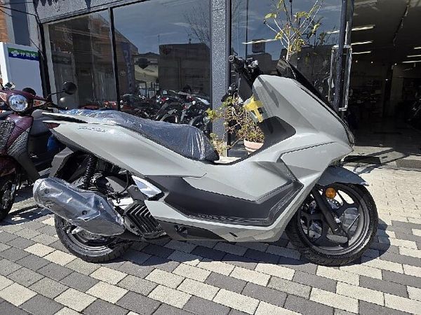 ホンダ PCX125 【新車在庫あり】即納可能です! PCX 1