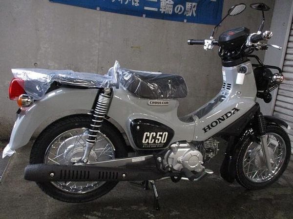 ホンダ クロスカブ50 【新車在庫あり】即納可能です! クロスカブ50 3