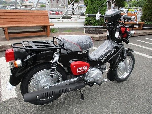 ホンダ クロスカブ50 【新車在庫あり】即納可能です! クロスカブ50 クマモン 3