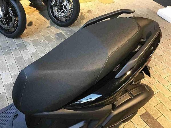 ヤマハ シグナス グリファス 【新車在庫あり】即納可能です! シグナスグリファス 7