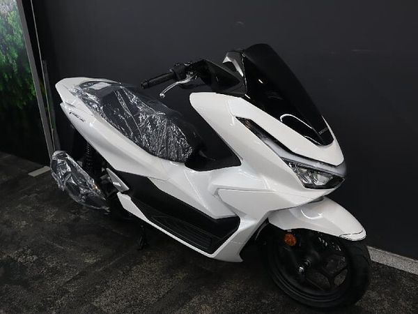 ホンダ PCX125 【新車在庫あり】即納可能です! PCX 2