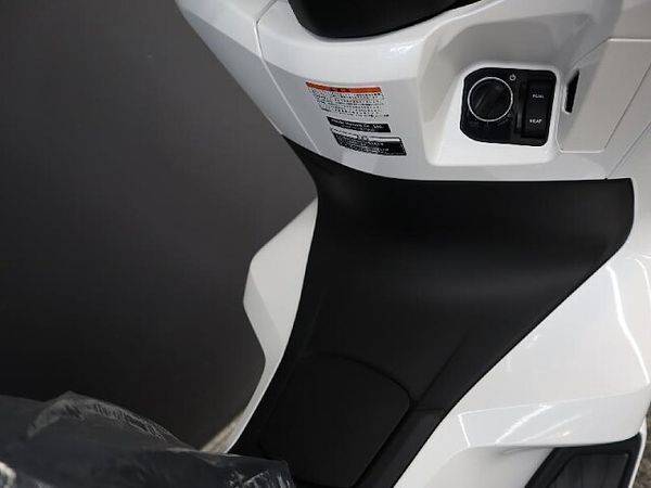 ホンダ PCX125 【新車在庫あり】即納可能です! PCX 6