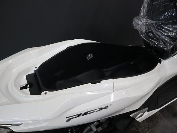 ホンダ PCX125 【新車在庫あり】即納可能です! PCX 8