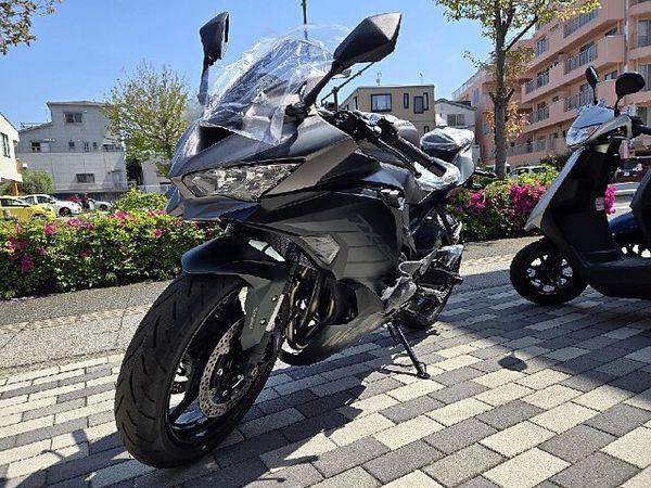 カワサキ ZX-4R 【新車在庫あり】即納可能です! ZX-4R SE 4