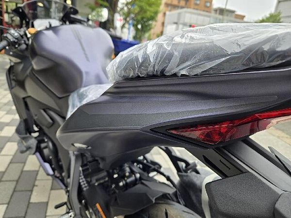 カワサキ カワサキ その他 【新車在庫あり】即納可能です! ZX25R SE 7