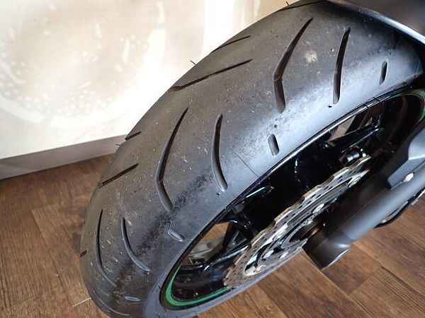 カワサキ Z650 当店で新車販売、整備してきたワンオーナー車!カスタム多数のお買い得車♪大型初心者にお勧め! 10